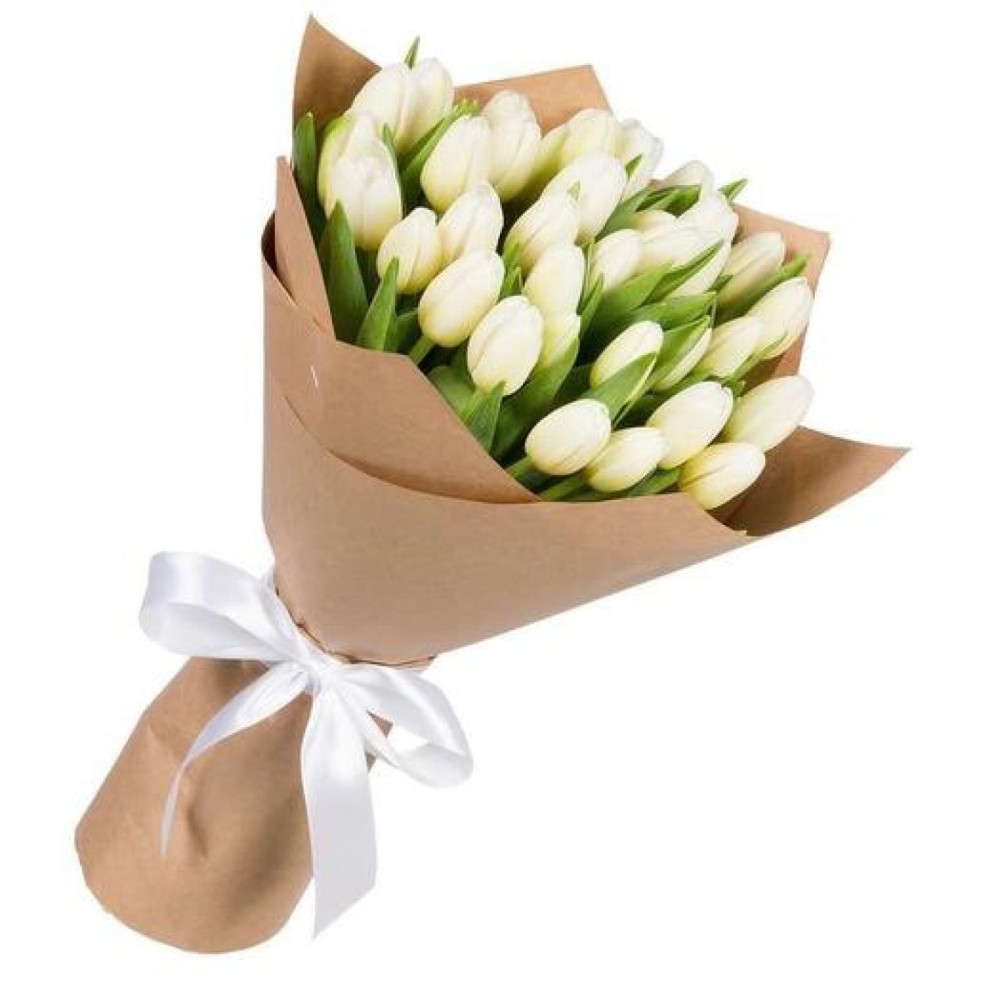 Небольшой букет из белых тюльпанов