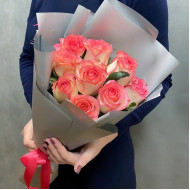 9 РОЗОВЫХ РОЗ В ОФОРМЛЕНИИ