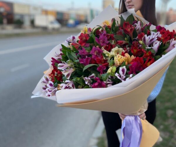 Яркий весенний день